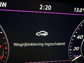 Volkswagen Golf 2.0 TSI GTI 245pk aut + f1 Perf. 5drs - pano - cam - virtual - keyless - acc - front assist - carplay - sfeerverlichting picture 31