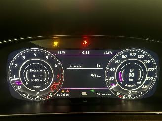 Volkswagen Golf 2.0 TSI GTI 245pk aut + f1 Perf. 5drs - pano - cam - virtual - keyless - acc - front assist - carplay - sfeerverlichting picture 13