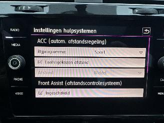 Volkswagen Golf 2.0 TSI GTI 245pk aut + f1 Perf. 5drs - pano - cam - virtual - keyless - acc - front assist - carplay - sfeerverlichting picture 28