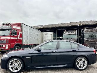Schadeauto BMW 5-serie 550i 2013/1