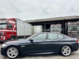 Schadeauto BMW 5-serie 550i 2013/1