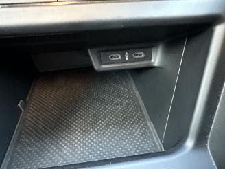 Volkswagen Polo 1.0 TSI 95pk Life 5drs - 76dkm nap - front + line assist - acc - pdc v+a - airco - cruise - carplay - lmv picture 41