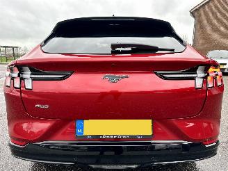 Ford Mustang Mach-e 75 kWh awd 371pk aut premium - pano - 360cam - leer - stoel + stuurverw - b&o - front + line + side assist picture 6