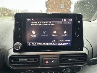 Citroën Berlingo 1.5 BlueHDI 99pk 6-bak euro6 Club - nap - airco - cruise - pdc - carplay - schuif + klapdeuren picture 30