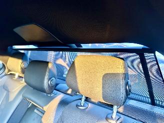 BMW 3-serie 330e 245pk 8-traps aut + f1 high exe - 112dkm nap - harman  - stuur + stoelverw v+a - 360cam - head up - elektr rollo picture 19