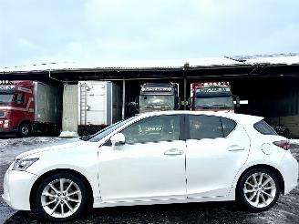 uszkodzony samochody osobowe Lexus Ct 200h Hybrid 123pk aut Luxury Line - nap - nav - leer - camera - memory - xenon - pdc v+a - keyless 2012/1