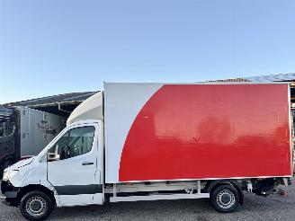skadebil bedrijf Mercedes Sprinter 315 2.0 CDI 150pk aut + f1 L3 bakwagen + hollandia laadklep elektr - nap - clima - camera - licht + regensensor 2022/12