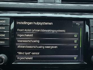 Skoda Superb 2.0 TDI 150pk 6-bak euro.6 Style Bus - nap - navi - camera - front + side + park assist - keyless entry + start picture 24