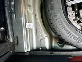 Skoda Superb 2.0 TDI 150pk 6-bak euro.6 Style Bus - nap - navi - camera - front + side + park assist - keyless entry + start picture 71