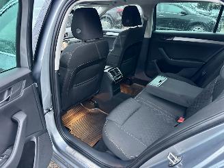 Skoda Superb 2.0 TDI 150pk 6-bak euro.6 Style Bus - nap - navi - camera - front + side + park assist - keyless entry + start picture 56