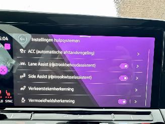 Volkswagen Golf 1.5 eTSI aut + f1 162pk R-Line - pano - hud - keyless - virtual - front + line + side + park assist picture 20