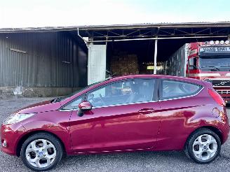 Auto incidentate Ford Fiesta 1.25i 82pk Titanium 3drs - nap - airco - 2010/3