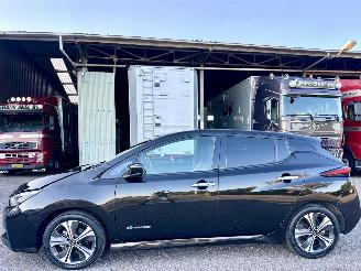 Coche accidentado Nissan Leaf Tekna 40kWh 150pk aut 2019/3