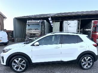 Unfallwagen Kia Stonic 1.0 T-GDi MHEV GT-Line 2024/1