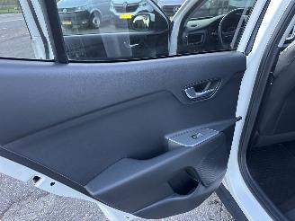 Kia Stonic 1.0 T-GDi MHEV 101pk GT-Line - nap - 1e eig - navi - camera - 1/2 leer - stuur + stoelverw - keyless entry + start picture 51