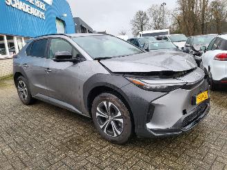 skadebil auto Toyota bZ4X DYNAMIC 150KW / 73 KWH /500+ KM /3PHASE 2023/10