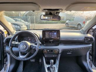 Mazda 2 Mazda 2 Hybrid autom 1.5 Agile ( Toyota Yaris) 48000km nwpr € 25000 picture 5