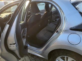 Mazda 2 Mazda 2 Hybrid autom 1.5 Agile ( Toyota Yaris) 48000km nwpr € 25000 picture 24