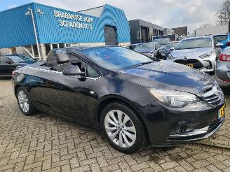 Auto incidentate Opel Cascada Cascada 1.6 Turbo AUTOM Innovation  180 PK rijdbaar 2018/7