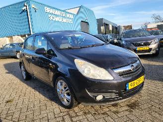 Opel Corsa AUTOMAAT Corsa 1.4-16V Cosmo VELE EXTRAS rijdbaar 2008/9