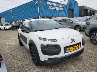 krockskadad bil auto Citroën C4 cactus C4 Cactus 1.2 VTi Shine rijdbaar 2015/2