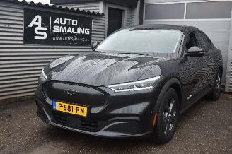 skadebil auto Ford Mustang Mach-e 98Kwh Extended RWD 294Pk *Navi/Clima/Leder/Camera/Stoelverwarming 2022/5