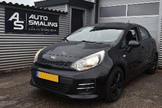 krockskadad bil auto Kia Rio 1.2 CVVT Comfortline 86Pk *Airco 2016/1