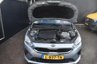 Kia Ceed Sportwagen 1.6 Crdi GT-Line 136Pk *Navi/Clima/Camera/Panorama/Stoelverwarming picture 20