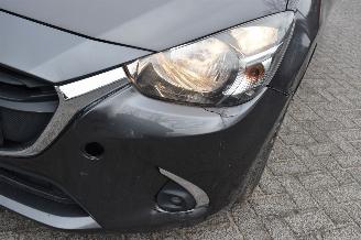 Mazda 2 1.5 Skyactiv-g Dynamic+ 90Pk *Airco/Navi picture 18