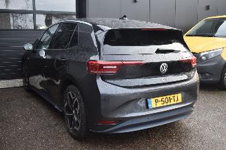 skadebil auto Volkswagen ID.3 58Kwh First 204Pk 3FASE *Navi/Clima/Stoelverwarming 2020/10