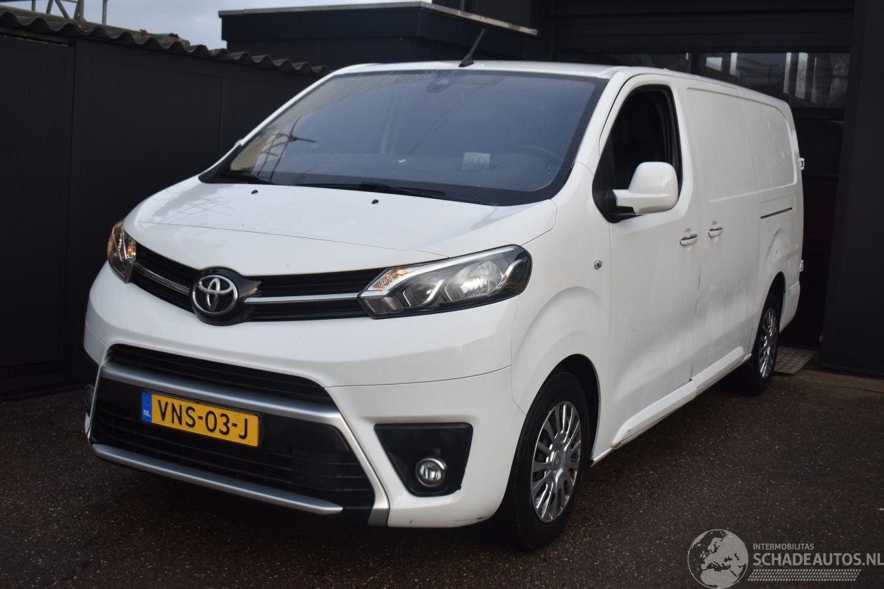 Toyota Proace 2.0 Worker D-4D Professional Long 177Pk *Navi/Clima