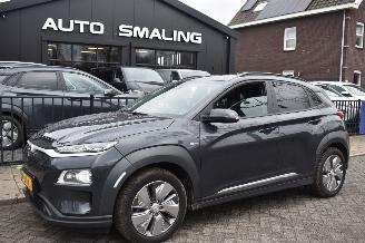 krockskadad bil auto Hyundai Kona 64Kwh Premium 204Pk 3Fase 100% SOH *Navi/Clima/Leder/Camera/Stoelverwarming 2020/12