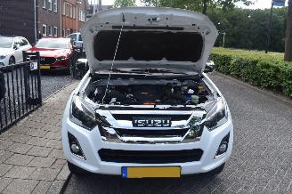Isuzu D-Max 1.9D Extended 4WD Cab LS 163Pk *Clima/Camera picture 25