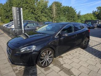 ojeté vozy osobní automobily Volvo V-40 1.6 T4 Summum 2012/10