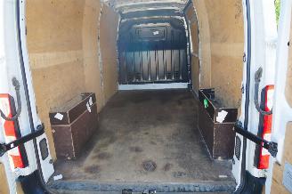 Renault Master L3H2 picture 12