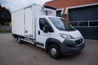 Vaurioauto  passenger cars Fiat Ducato KOEL_VRIES KOFFER MOTORSCHADE 2015/12