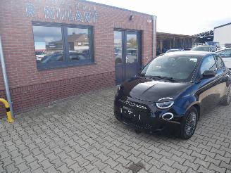 Coche accidentado Fiat 500E ICON 2022/7