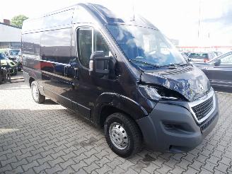 Peugeot Boxer L2H2 picture 3