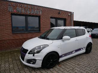 damaged passenger cars Suzuki Swift SPORT 2017/2