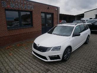damaged passenger cars Skoda Octavia RS 4x4 PANORAMADAK LED ALCANTARA DSG 2017/9