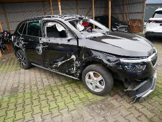 Coche accidentado Skoda Kamiq STYLE DSG 2023/6
