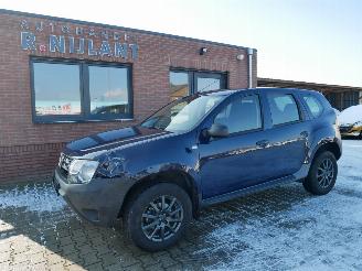 krockskadad bil auto Dacia Duster ESSENTIAL 2014/7