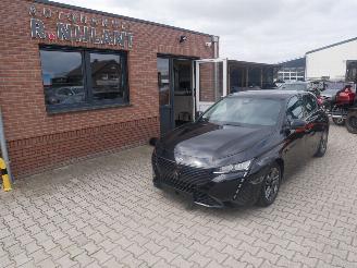 Voiture accidenté Peugeot 308 ACTIVE PACK LED 2022/4