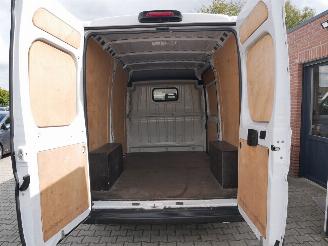 Fiat Ducato L2H2  SPRINGT SOMS UIT 1e VERSNELLING picture 13