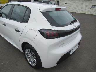 Voiture accidenté Peugeot 208 1.2 PURETECH 31.700km!! Airco CruiseControl Line-Assist.... 2021/9