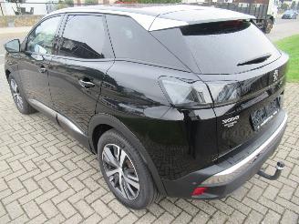 damaged passenger cars Peugeot 3008 PureTech130 AUT. Allure 12.390KM!! i-Cockpit Climatronic HalfLeer Navi Camera StoelVerwarming ..... 2024/3