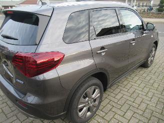 Suzuki Vitara 1.4 Aut Hybrid Climat Navi Camera StoelVerwarming..... picture 5
