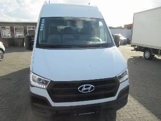 krockskadad bil bedrijf Hyundai H-350 2.5D 150pk Hoog/Lang Airco Navi CruiseControl..... 2016/2
