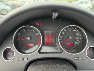 Audi A4 3.0 v6 Cabriolet picture 7