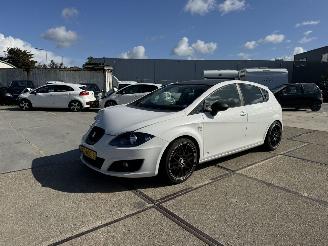 Vaurioauto  passenger cars Seat Leon 1.2 TSI SPORT 2012/2